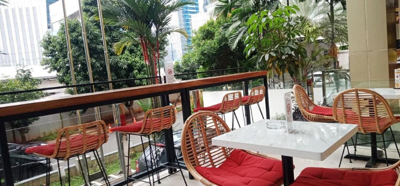 Gp Mega Kuningan Jakarta Exterior foto