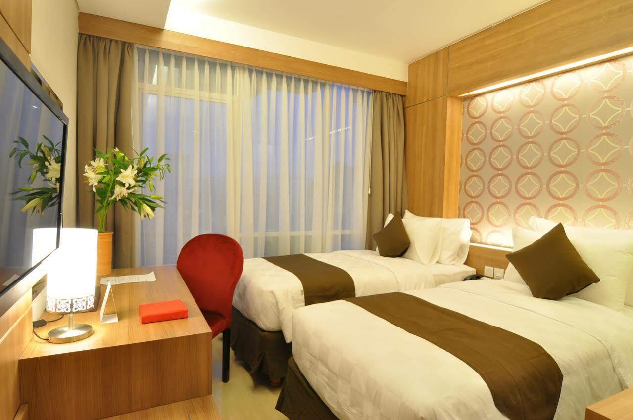 Gp Mega Kuningan Jakarta Exterior foto
